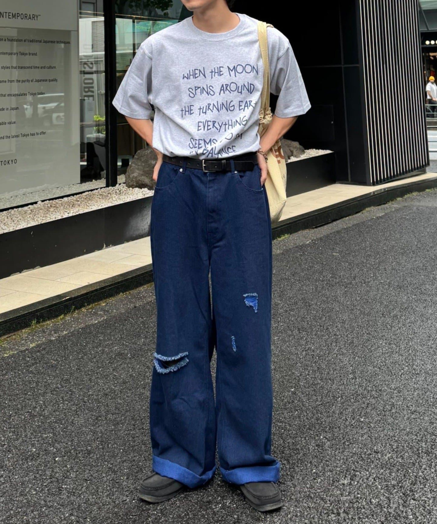 UNISEX 輕磅彩色卷邊破壞做舊牛仔褲