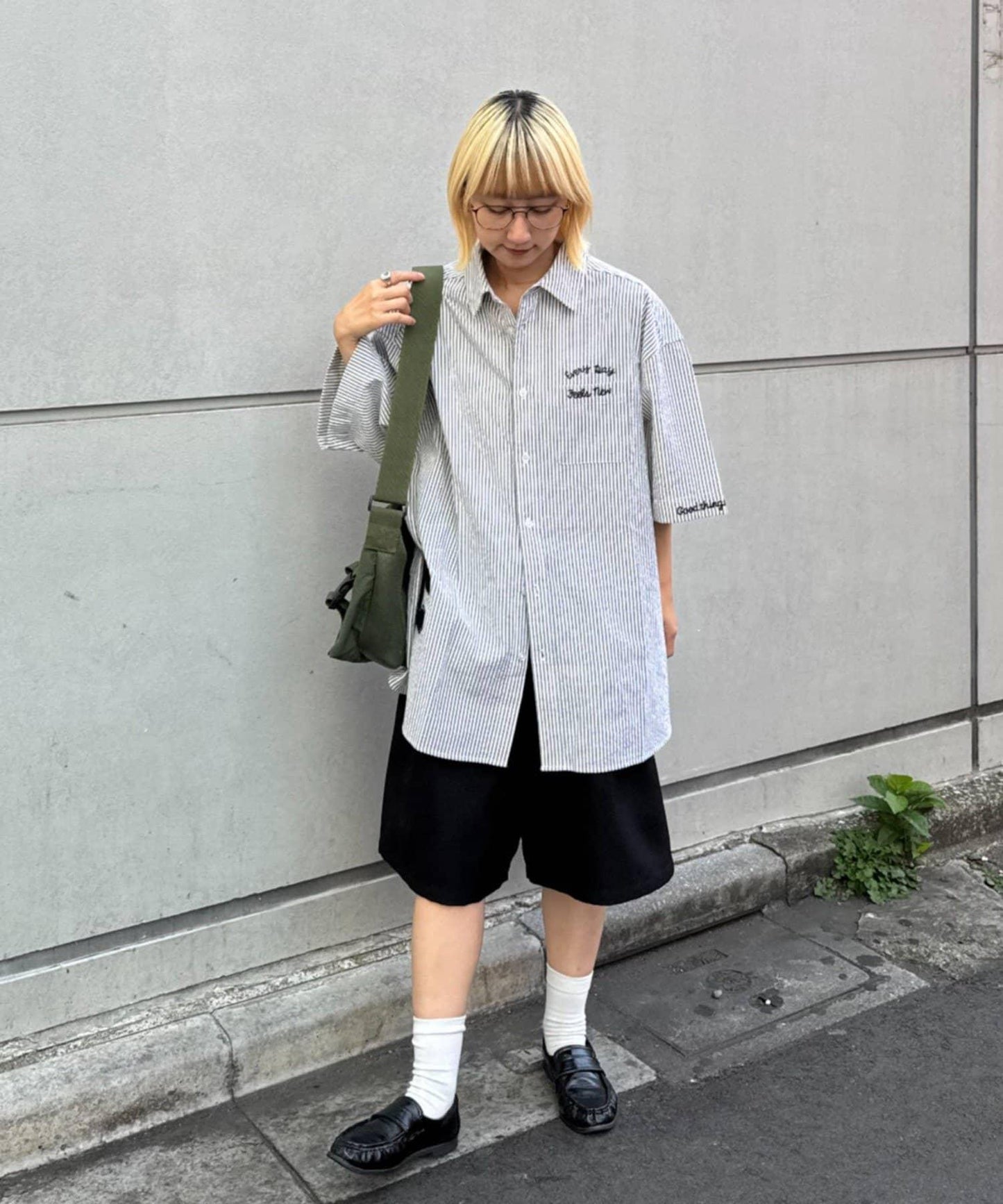 條紋刺繡 寬鬆 襯衫