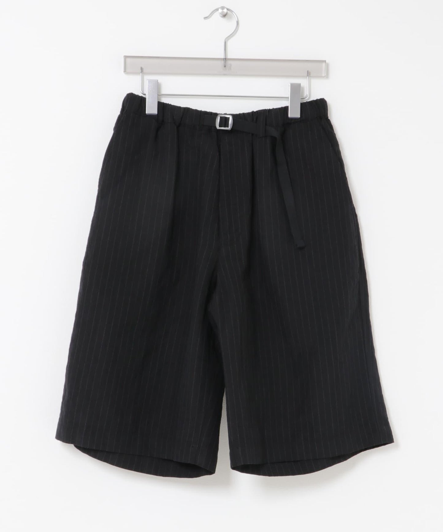 new basic WOOL LINEN SHORT PANTS 短褲