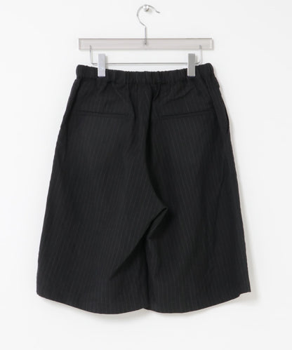 new basic WOOL LINEN SHORT PANTS 短褲