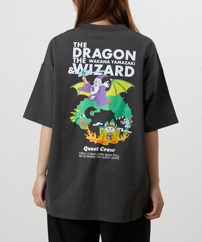 Wakana Yamazaki×FREAK'S STORE THE DRAGON & WIZARD 背面印花 圓領 T恤