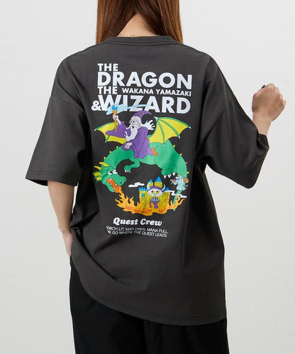 Wakana Yamazaki×FREAK'S STORE THE DRAGON & WIZARD 背面印花 圓領 T恤