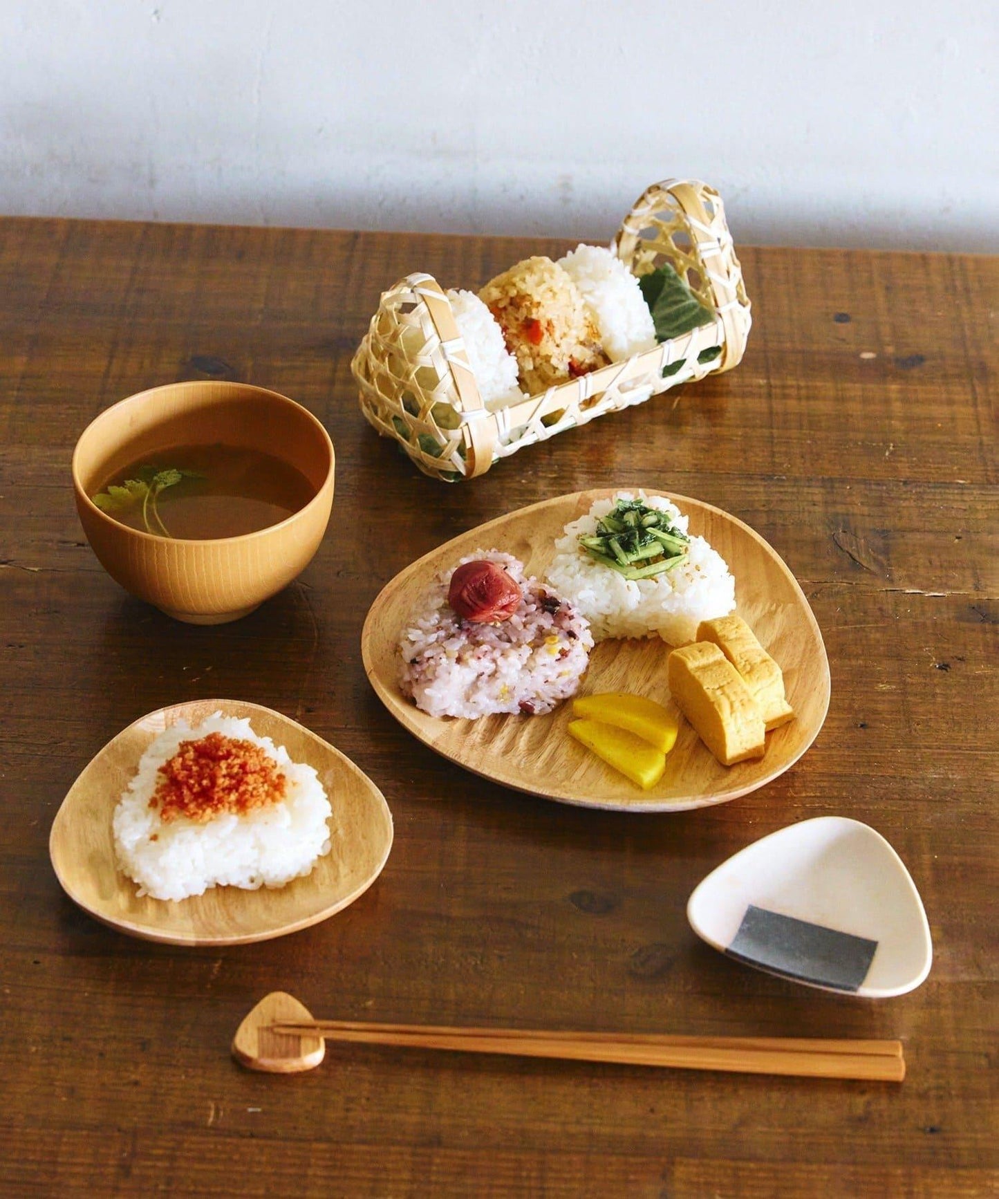 木質飯糰造型 餐盤