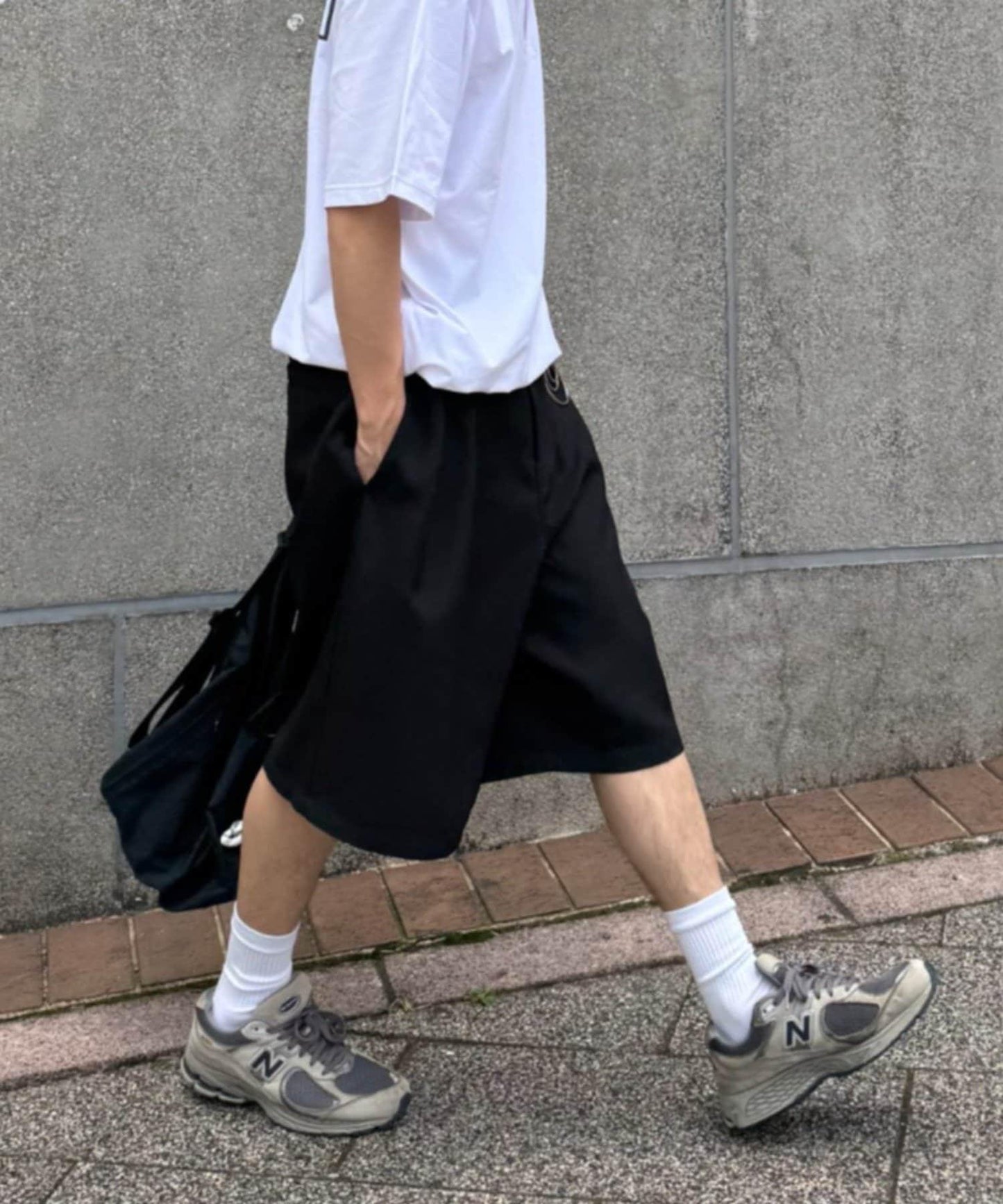 UNISEX 褶皺闊腿短褲