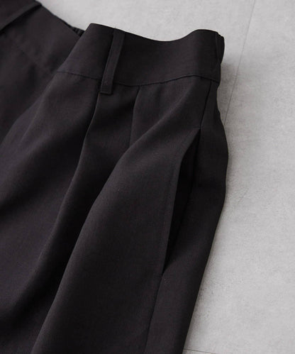 UNISEX 褶皺闊腿短褲