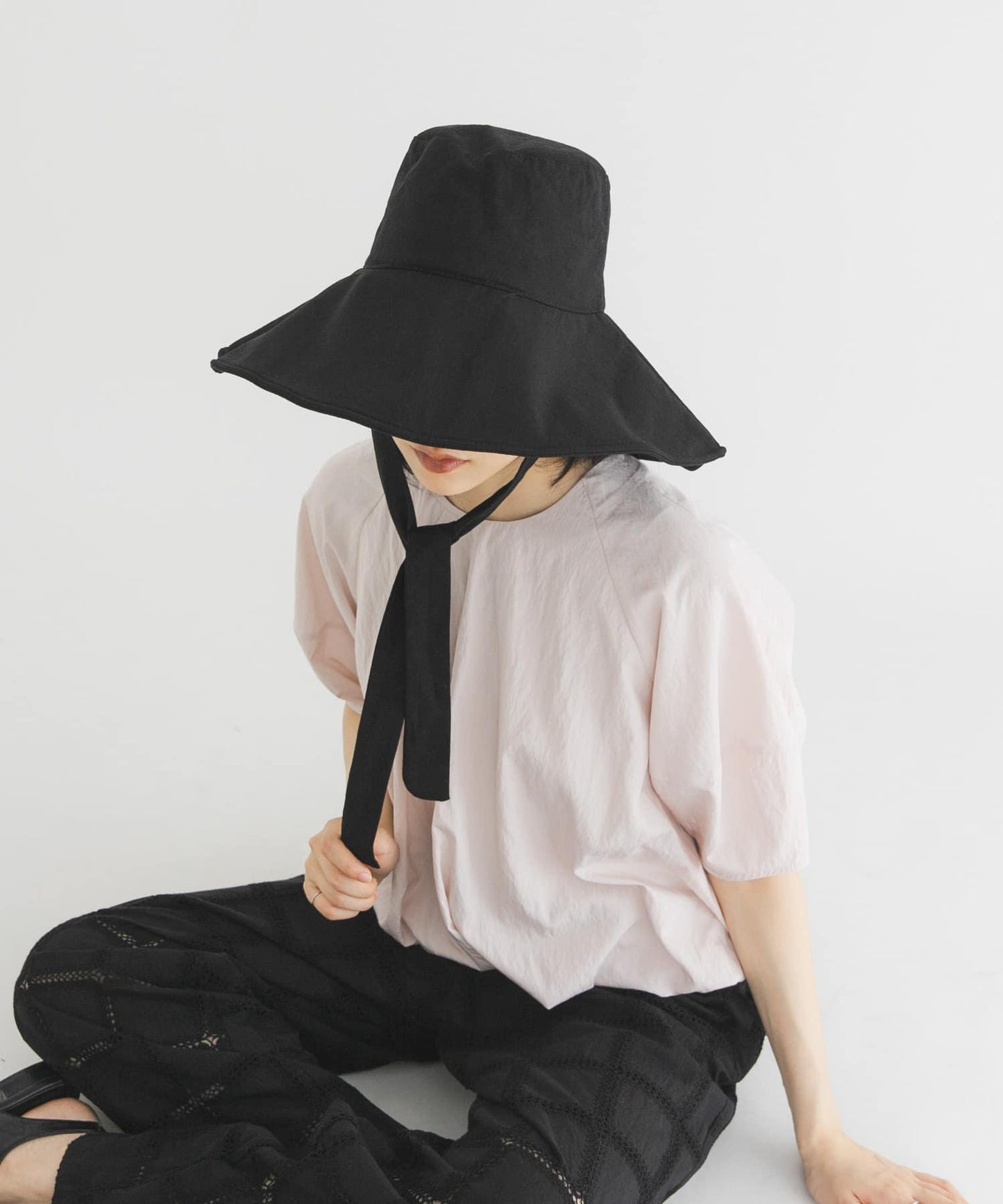 寬簷 HAT 帽子