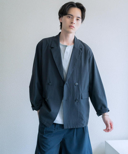 泡泡紗雙排扣西裝外套
