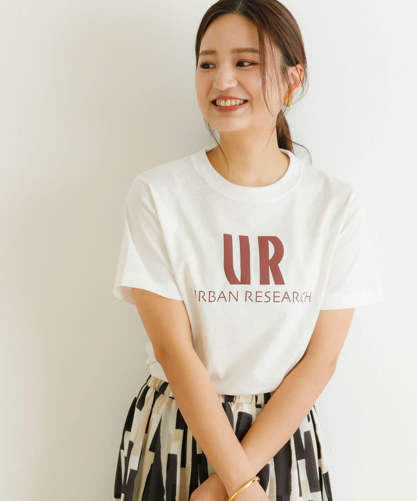 UR logo圖案T恤