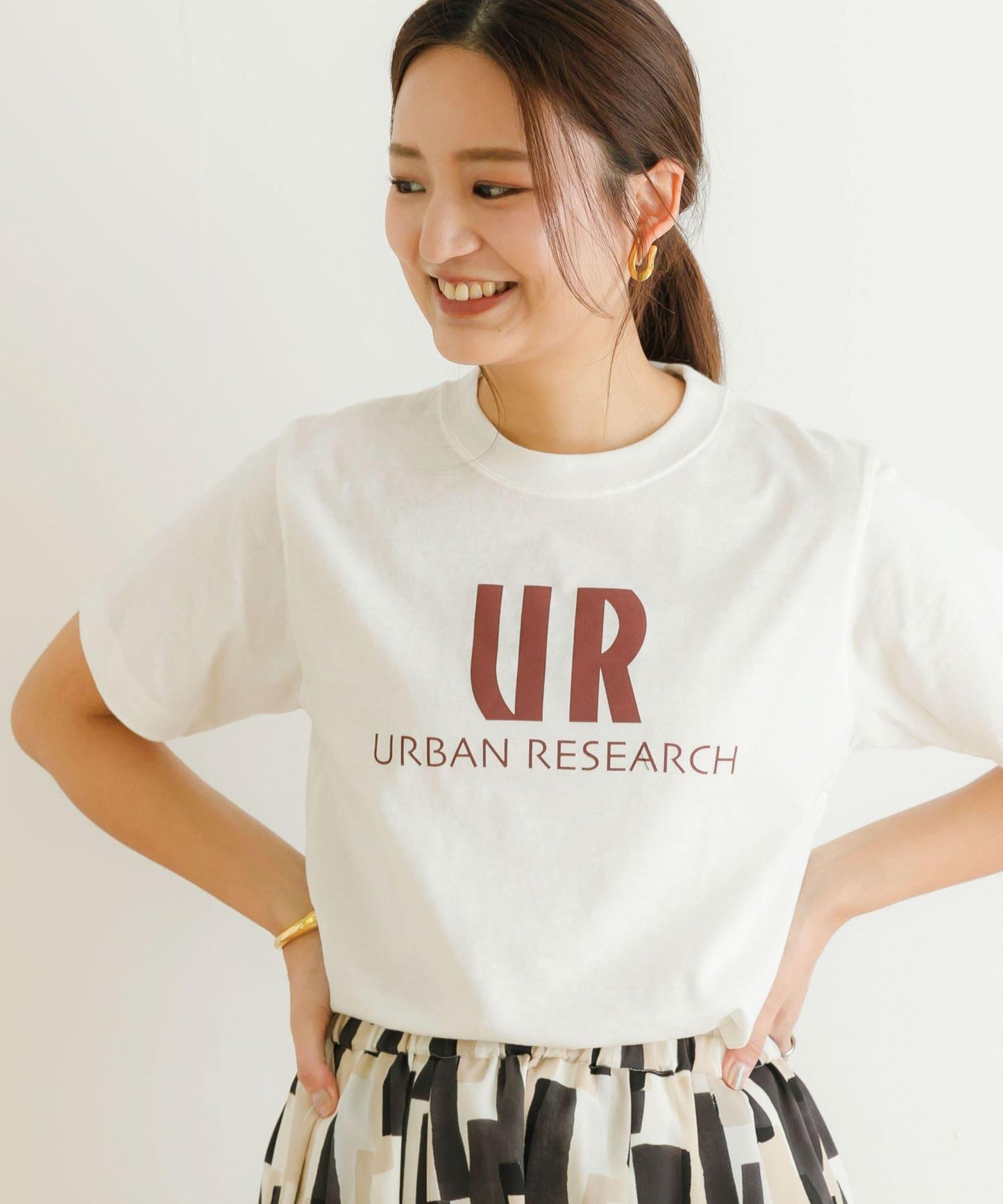 UR logo圖案T恤