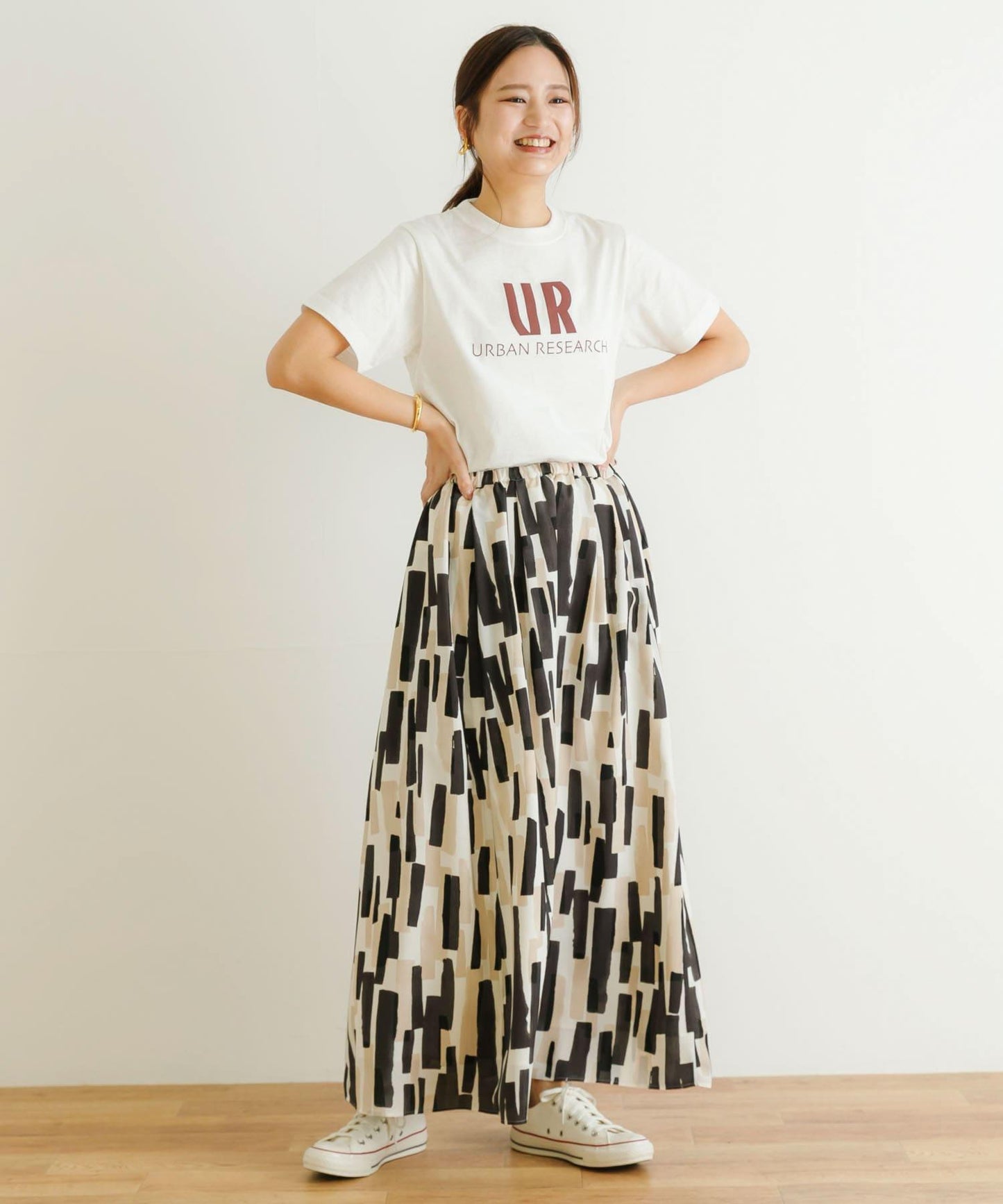 UR logo圖案T恤