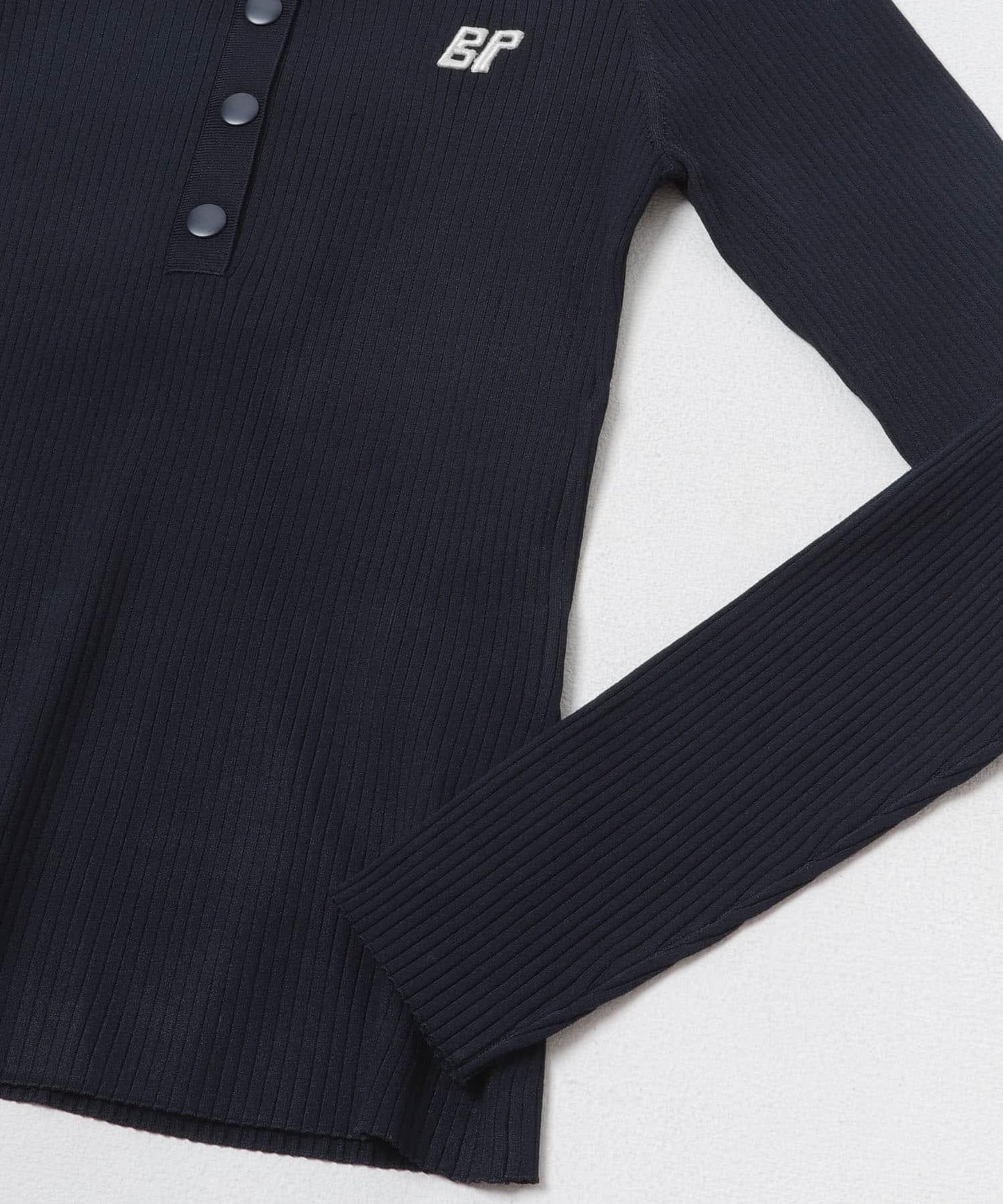 BAUM UND PFERDGARTEN VISCOSE KNIT 粘膠針織上衣