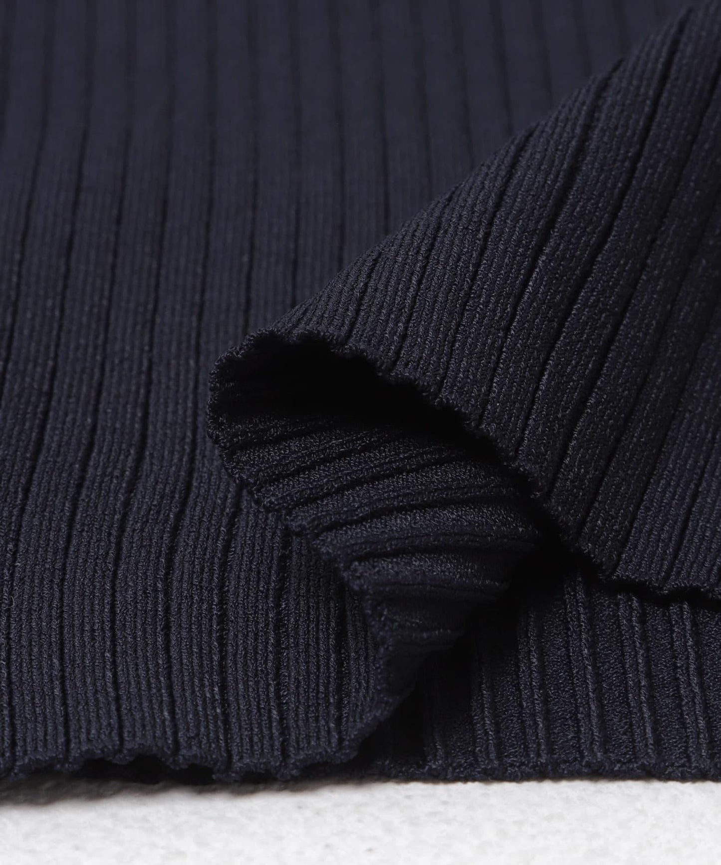 BAUM UND PFERDGARTEN VISCOSE KNIT 粘膠針織上衣