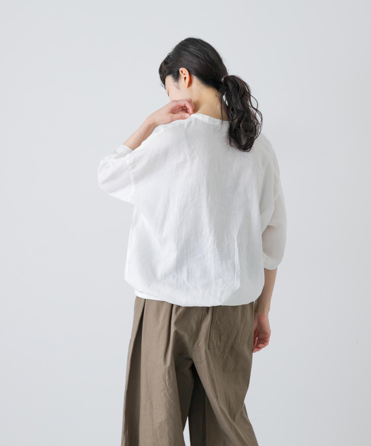 棉麻口袋設計套頭上衣