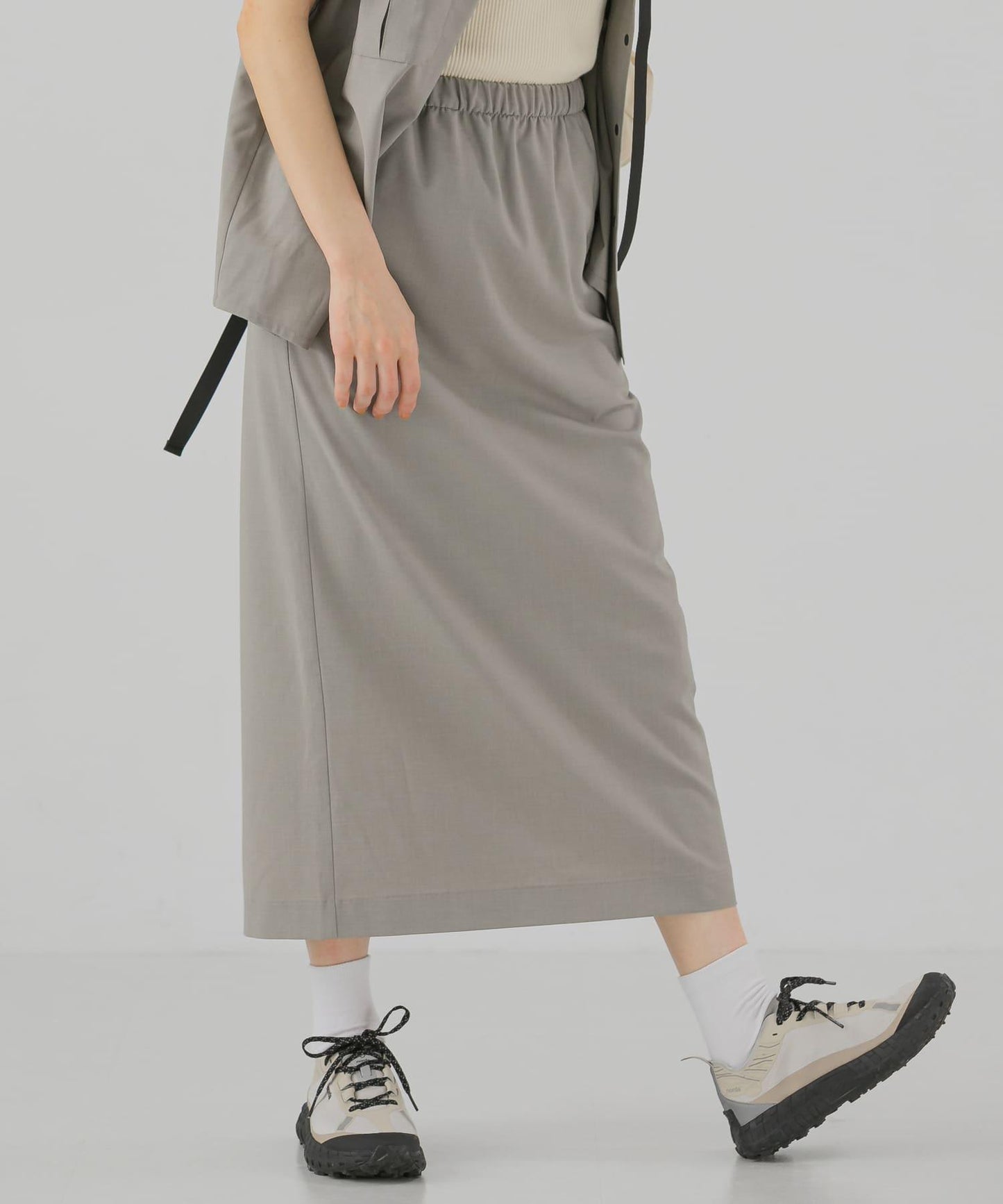 SMOOTH WOOLY LIKE 半身裙