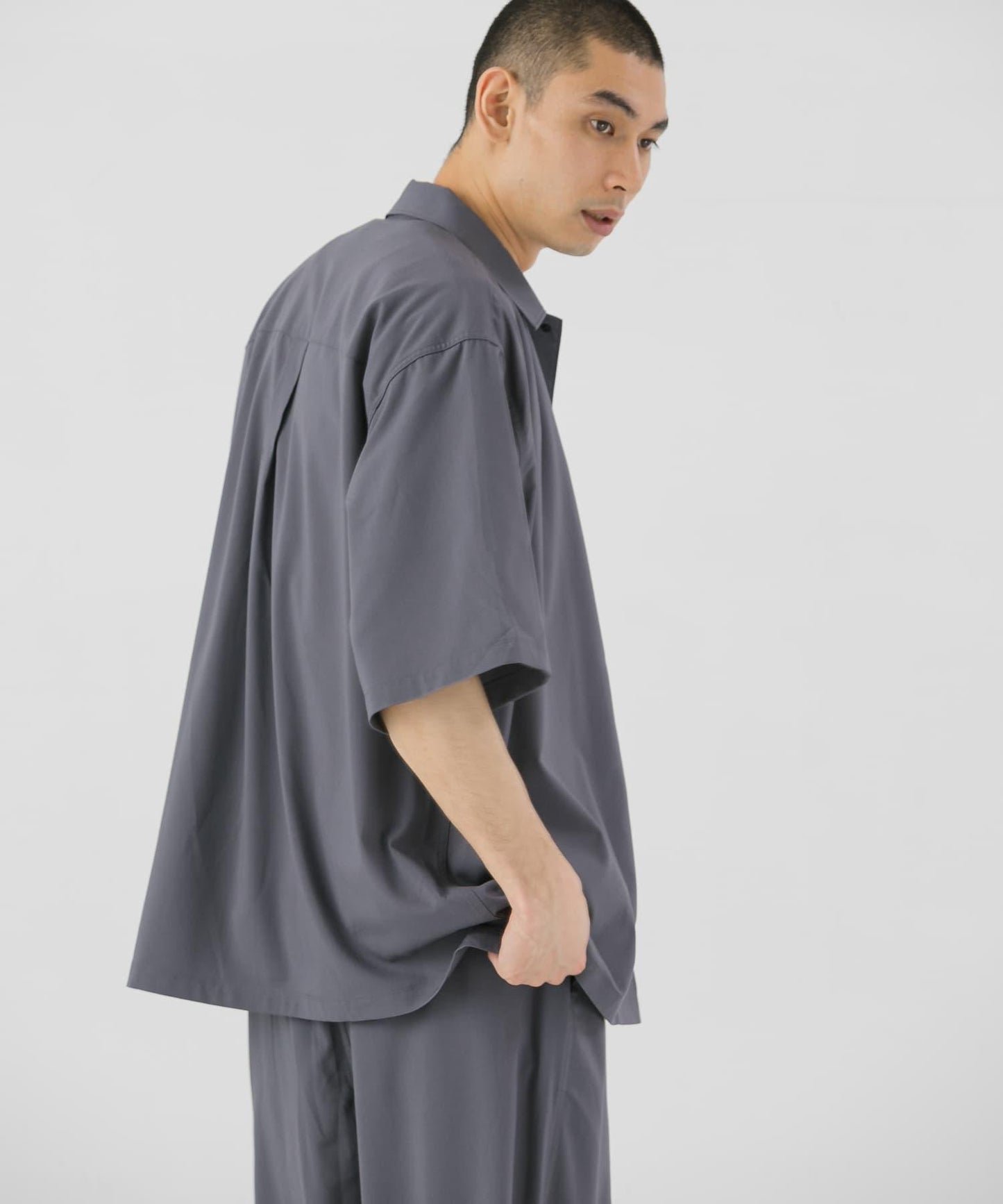 SMOOTH WOOLY LIKE 短袖襯衫