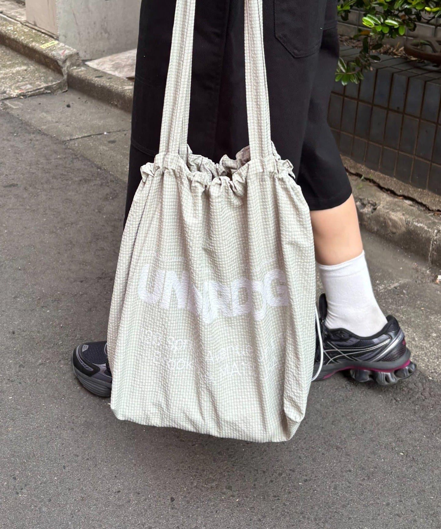 凹凸抽繩設計 BAG 包袋