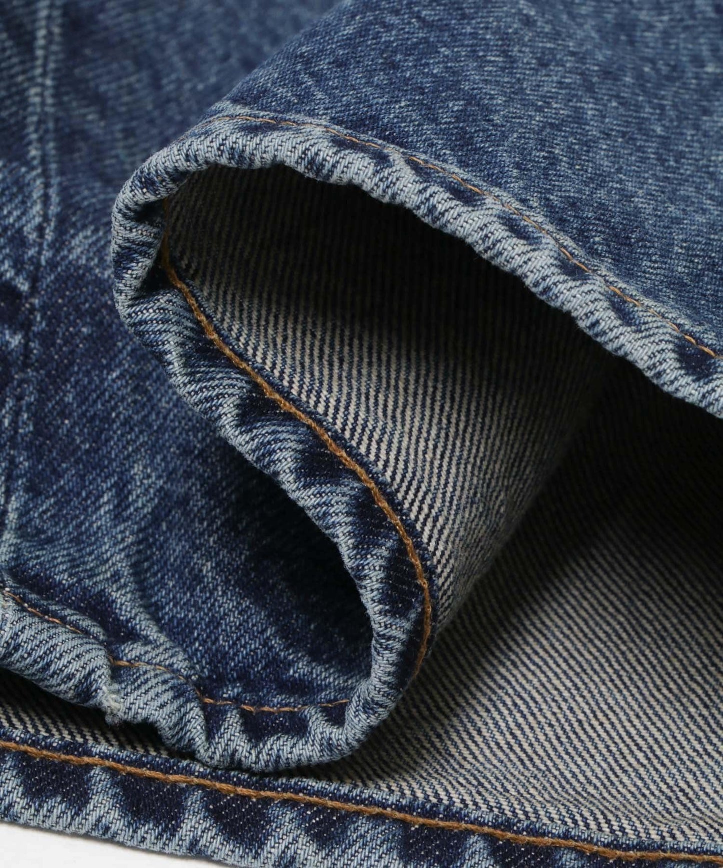 AGOLDE ARC CRISS CROSS JEAN 牛仔褲