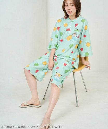 《蠟筆小新》 SAUVENIR×FREAK'S STORE 聯名 加絨室內服套裝 附抽繩揹包