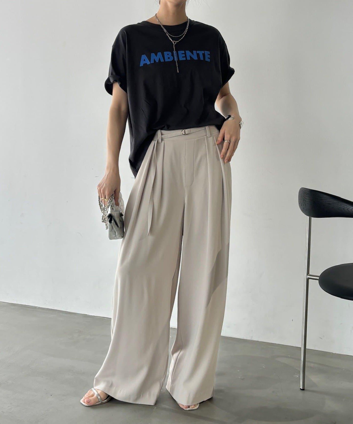 AMBIENTE Logo印花 T恤