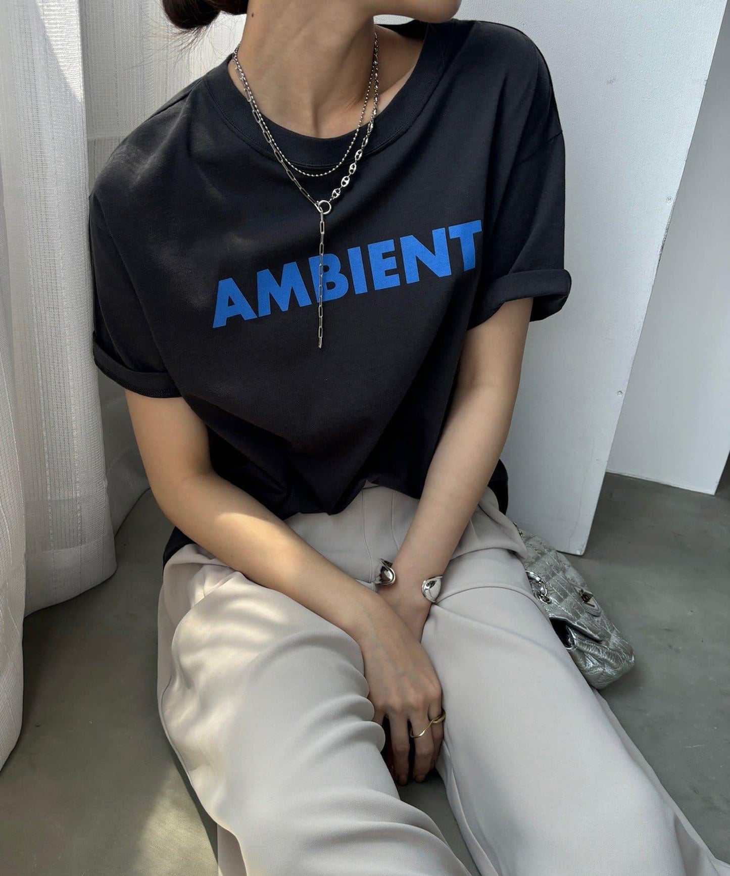 AMBIENTE Logo印花 T恤