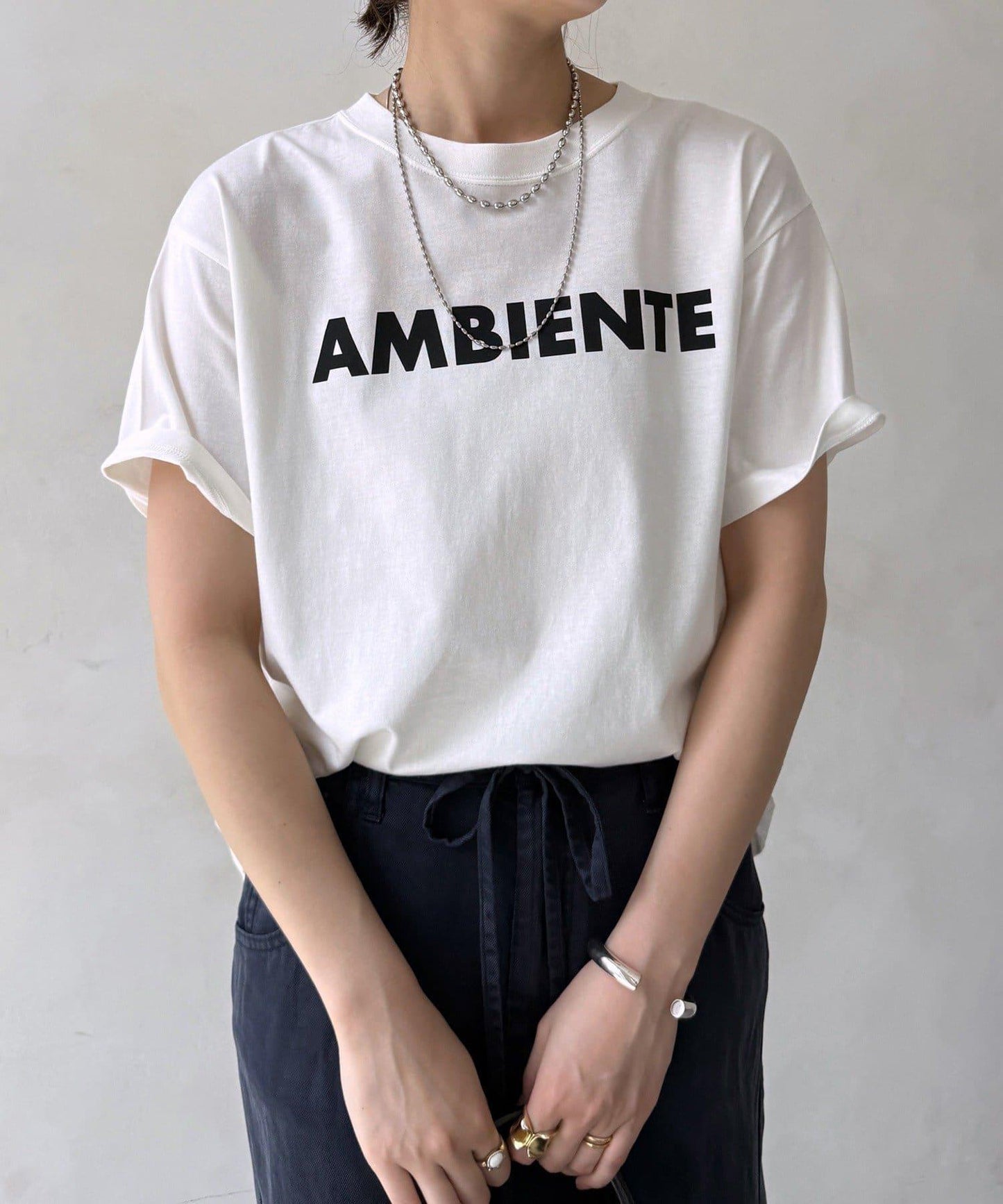AMBIENTE Logo印花 T恤