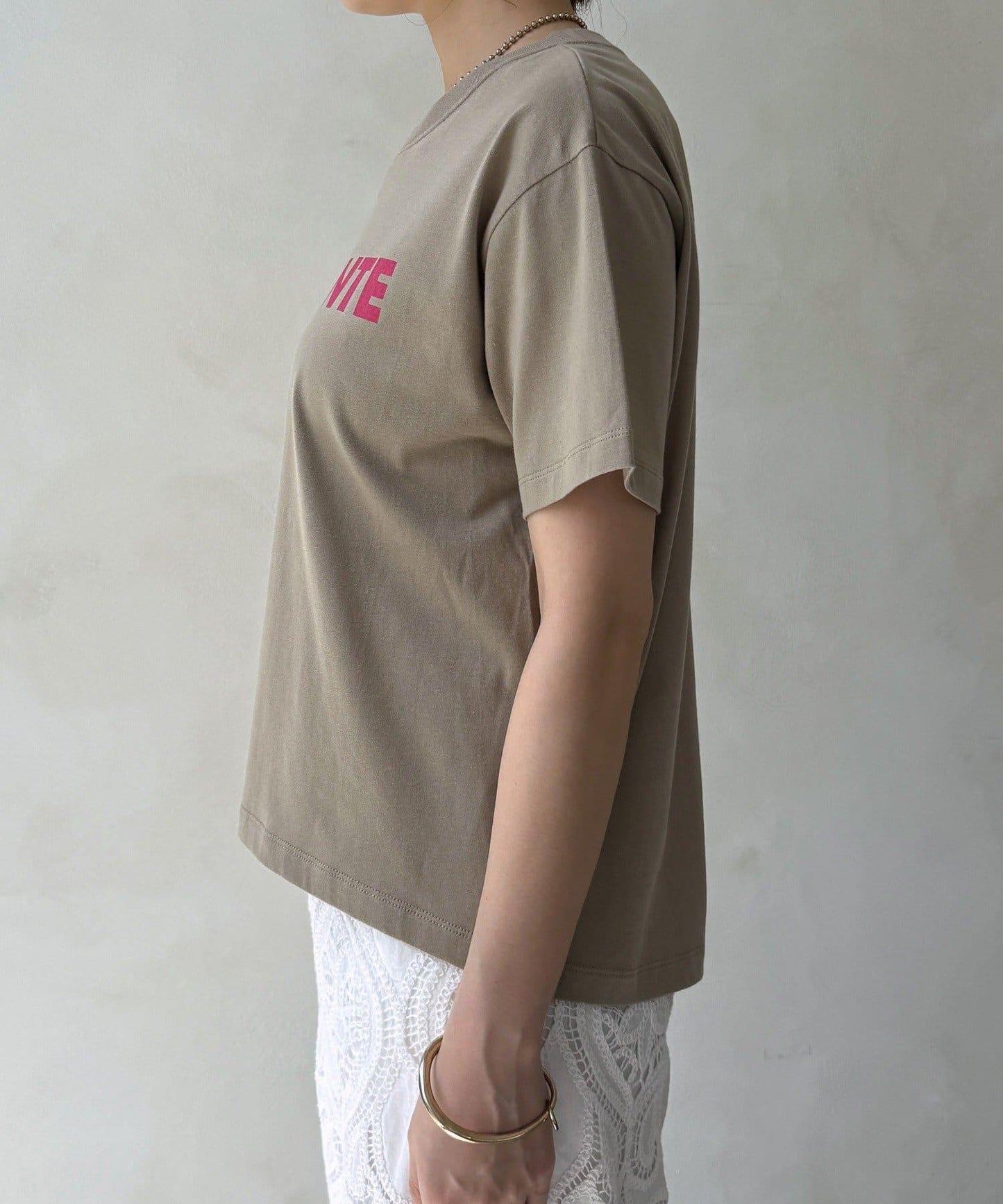 AMBIENTE Logo印花 T恤