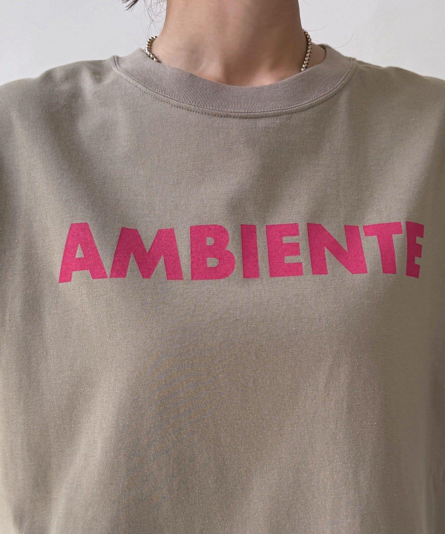 AMBIENTE Logo印花 T恤