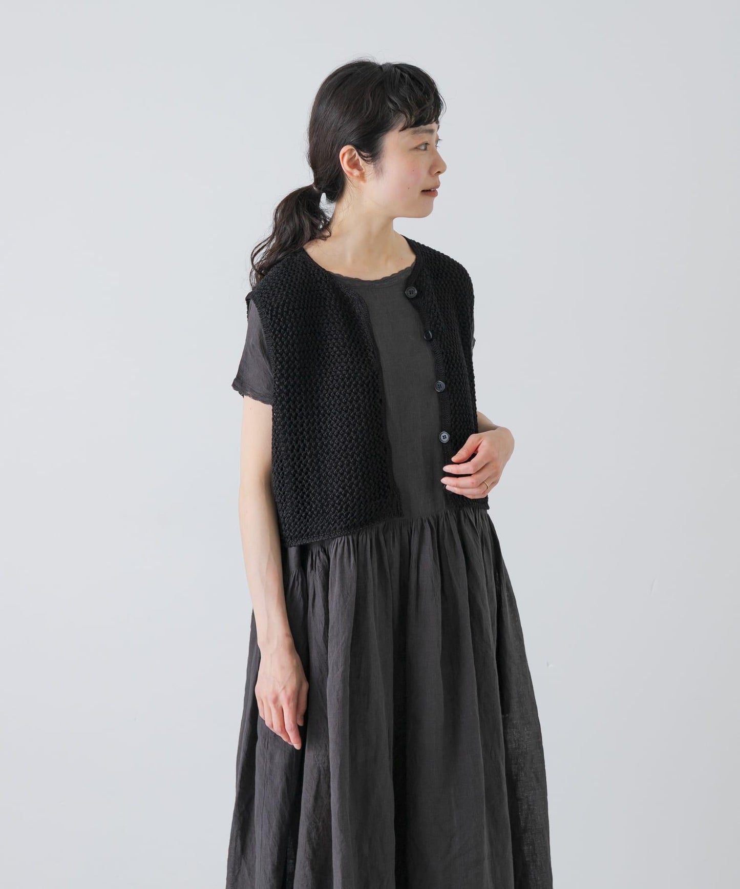 maison de soil 亞麻鏤空針織 馬甲 VEST