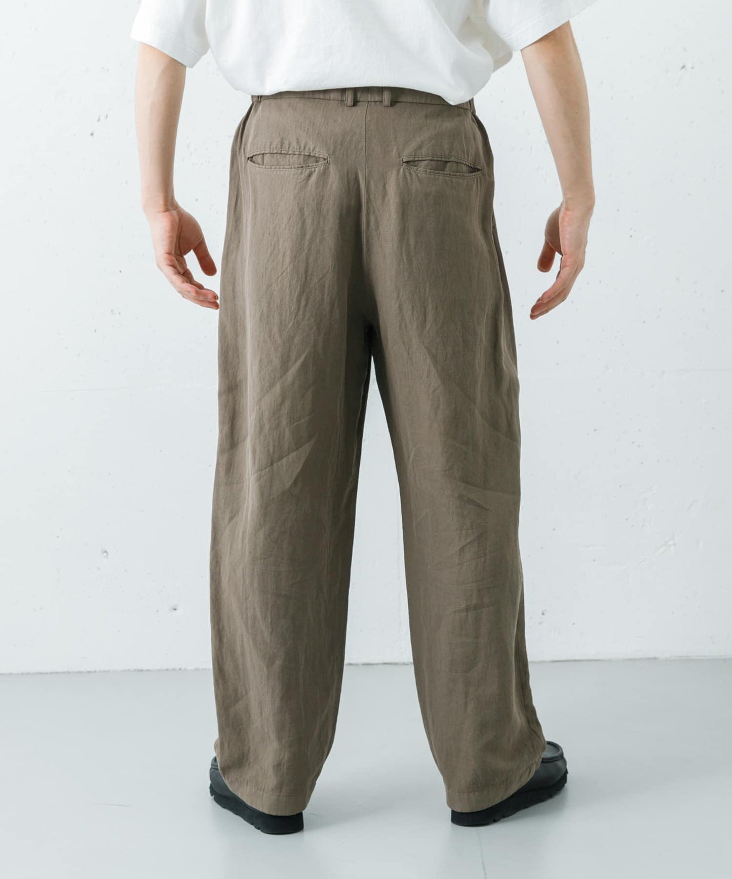 ATON COTTON LINEN VOILE LOOSE FIT 褲子