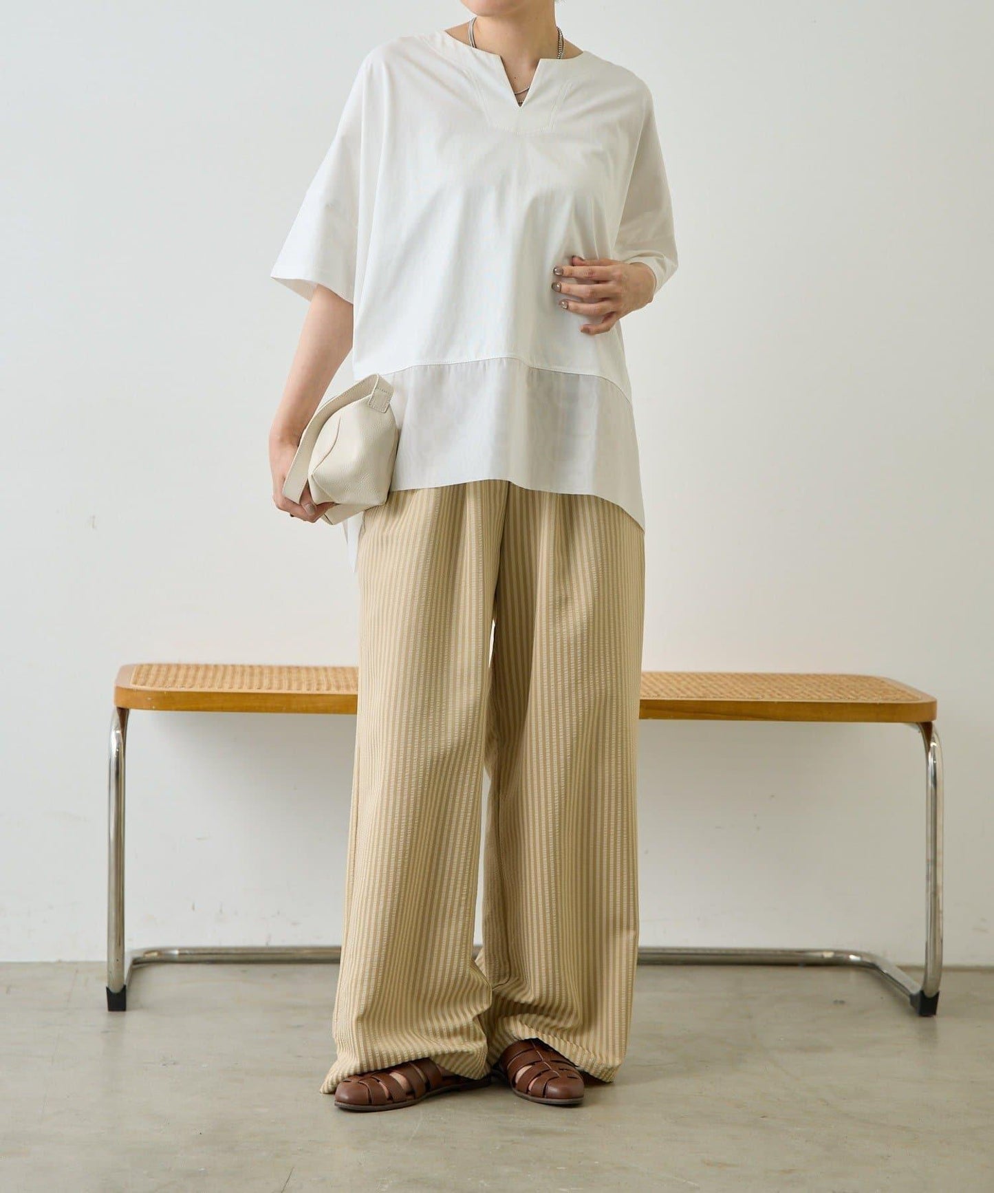 輕透遮體型休閒 下襬透紗 T恤 26 SUM1 STYLE(スミスタイル)