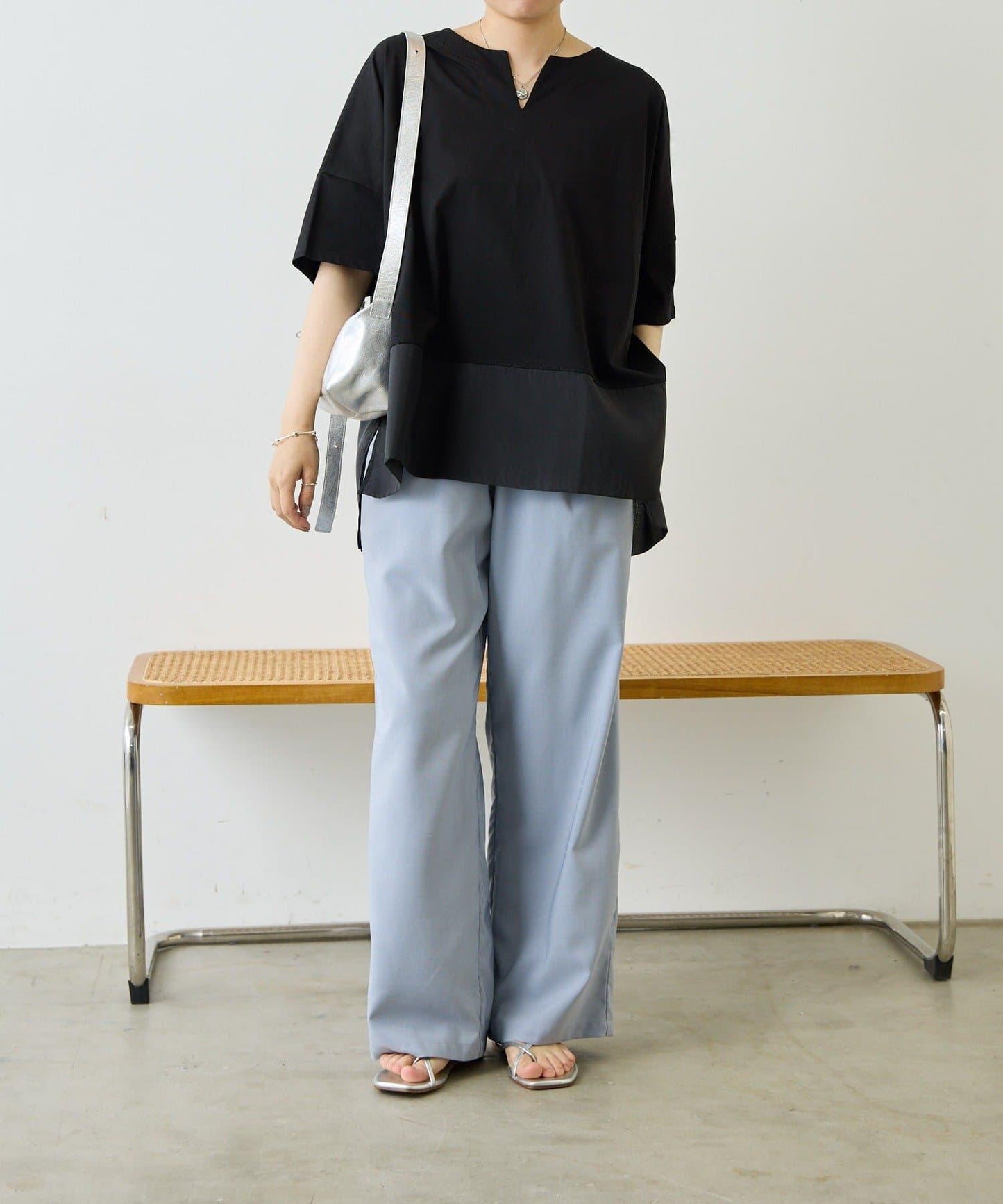 輕透遮體型休閒 下襬透紗 T恤 26 SUM1 STYLE(スミスタイル)