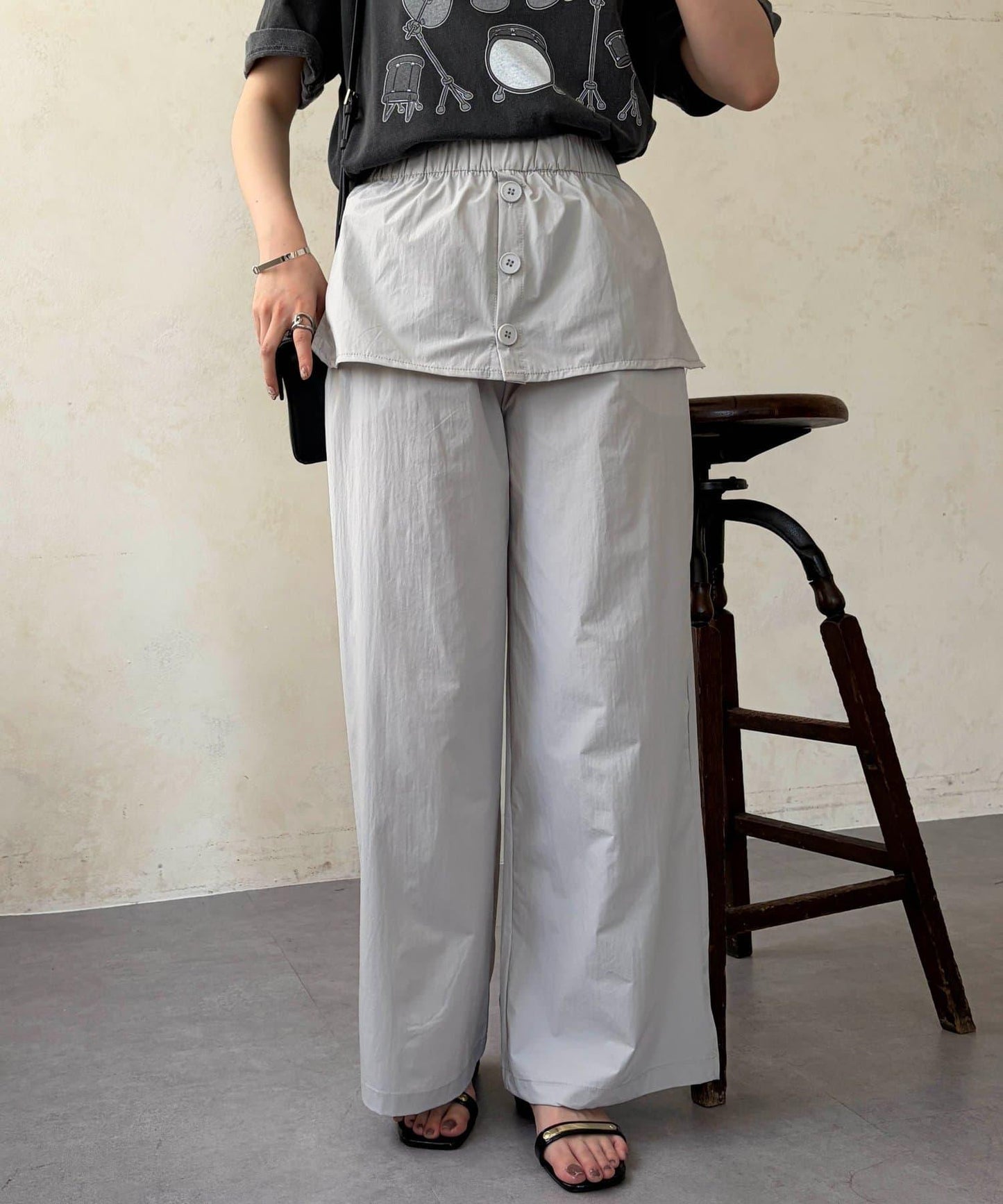 疊層喇叭 褲子