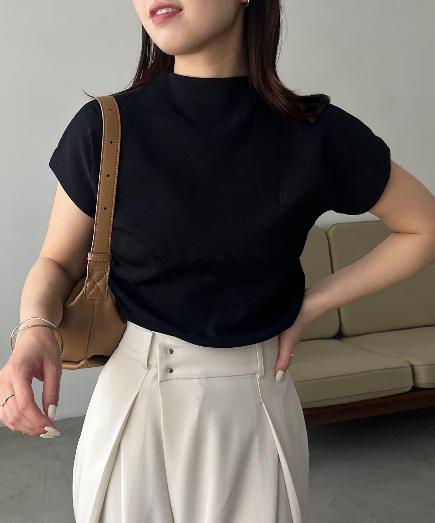 接觸涼感 半高領 法式袖 針織上衣