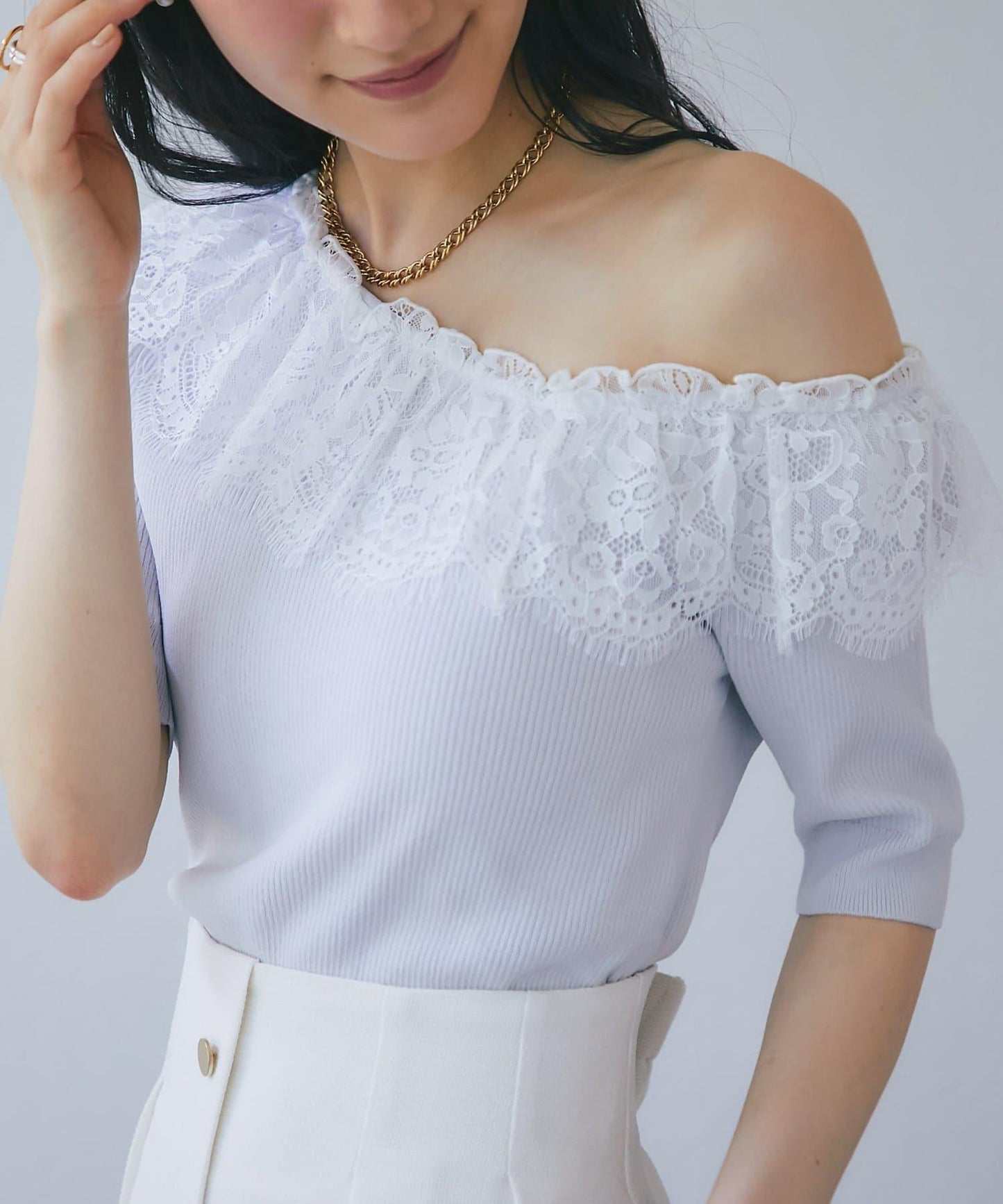 【La boutique BonBon】UV防曬單肩蕾絲荷葉邊針織衫