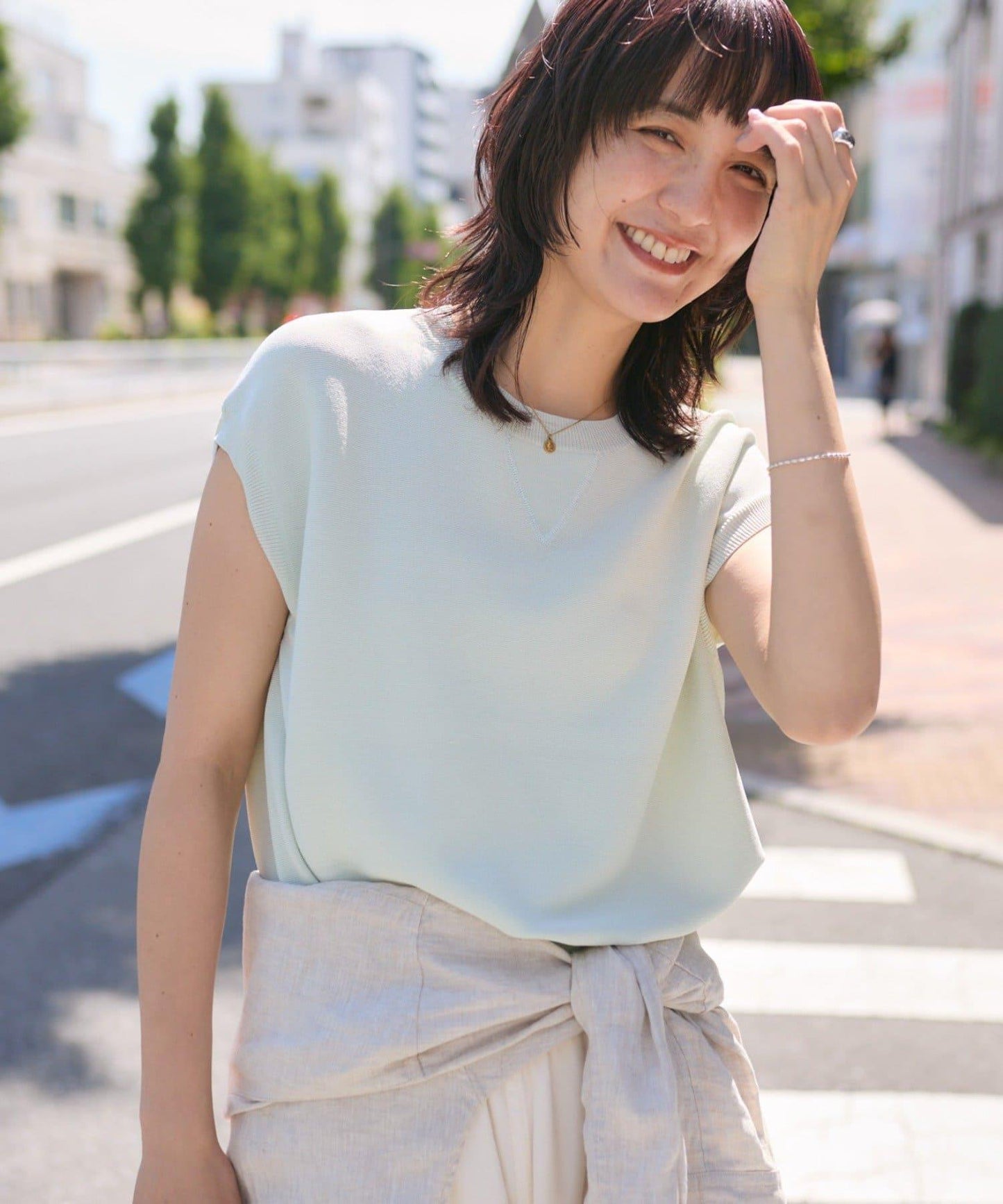 涼感美型版型 法式圓領設計 涼感觸感防曬功能 針織上衣