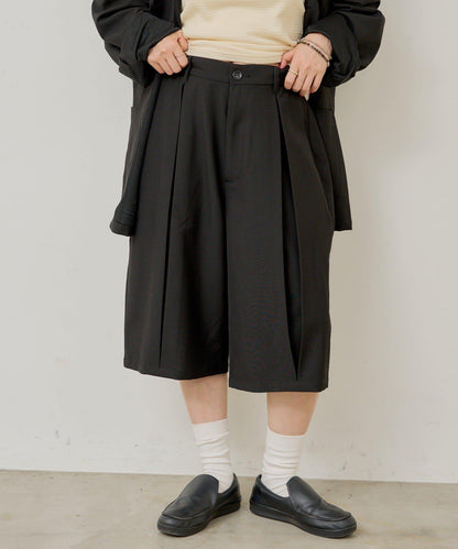 Kastane WHIMSIC 盒褶短褲
