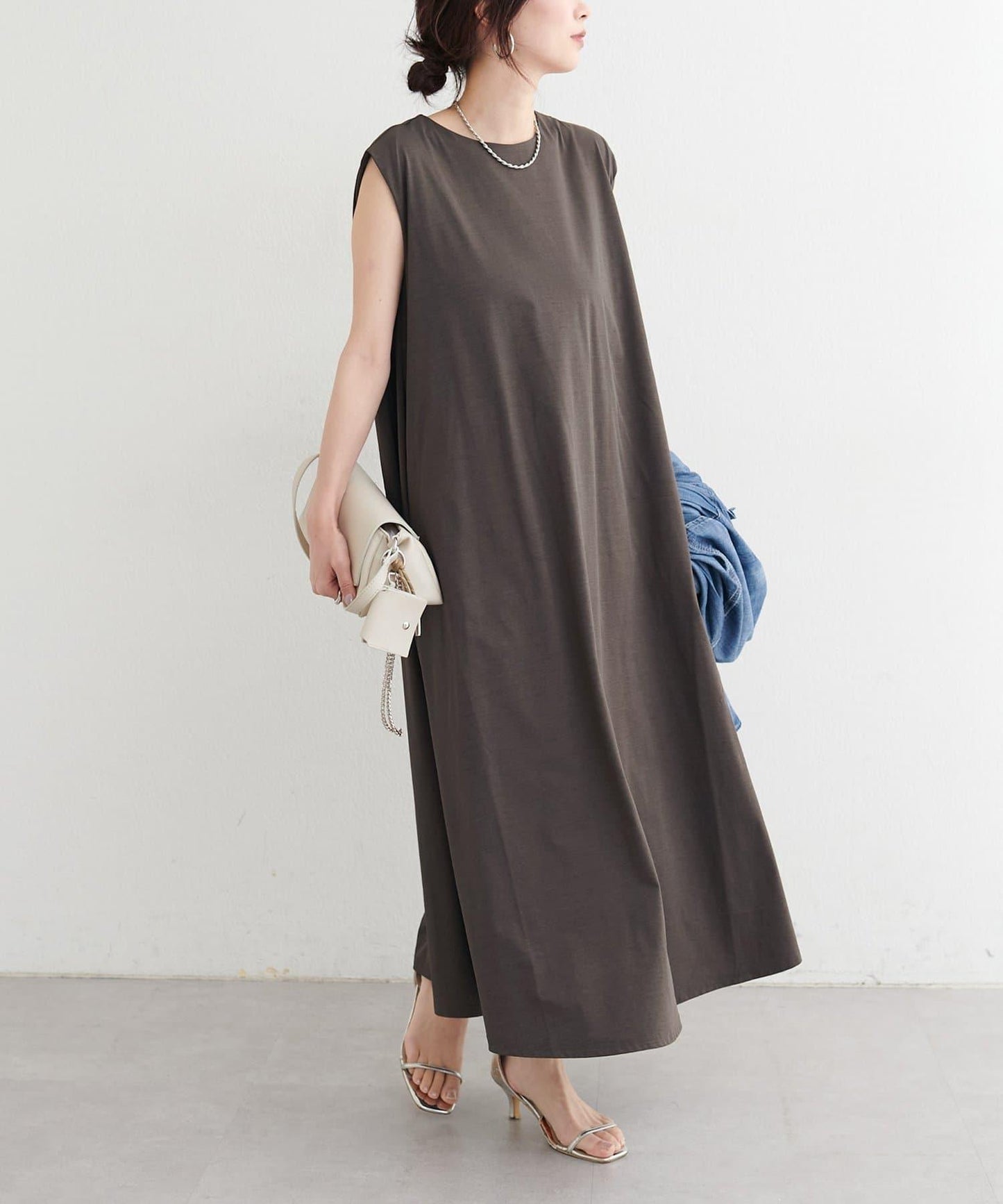 彈力平紋針織 無袖連衣裙