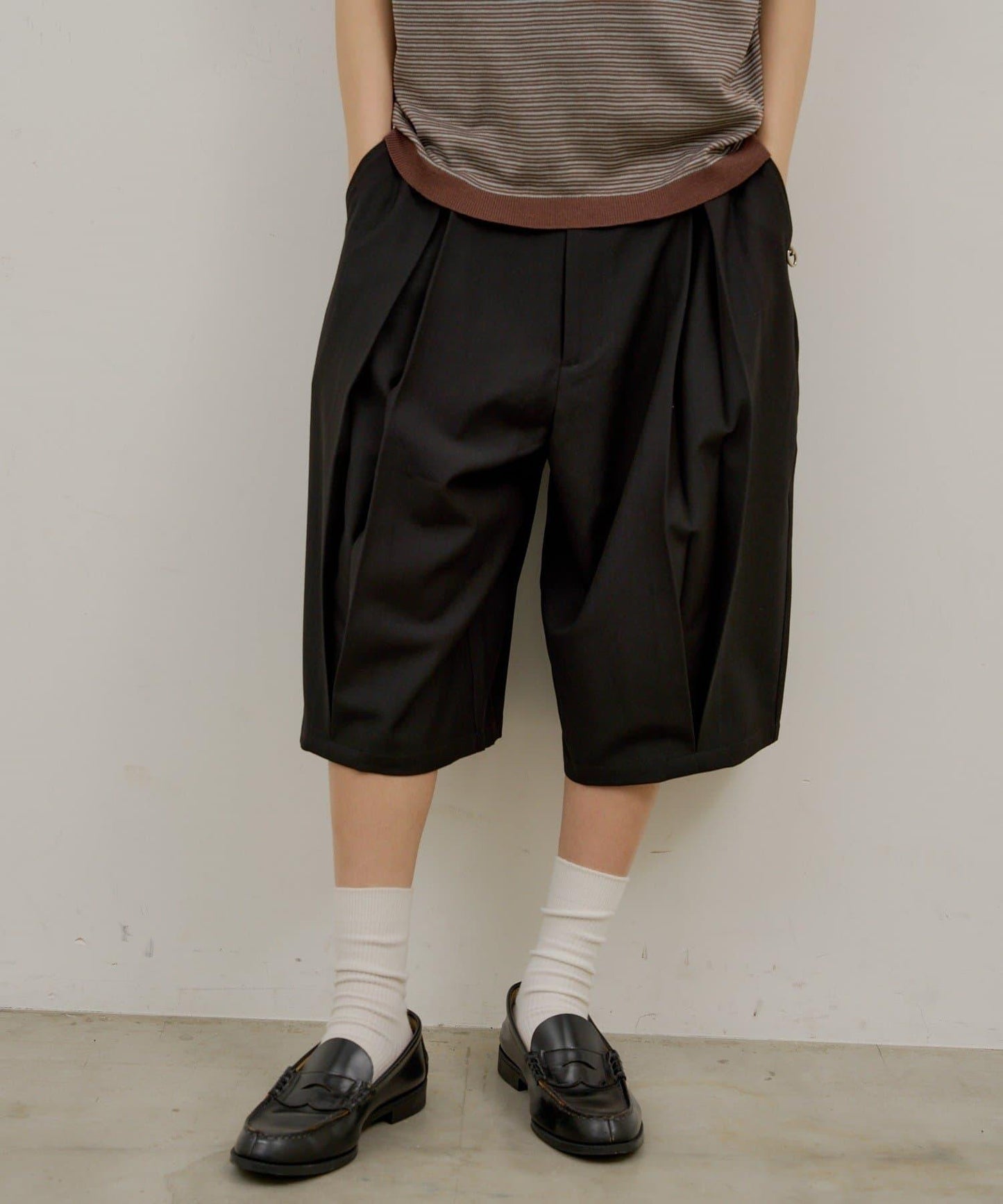 Kastane WHIMSIC 盒褶短褲