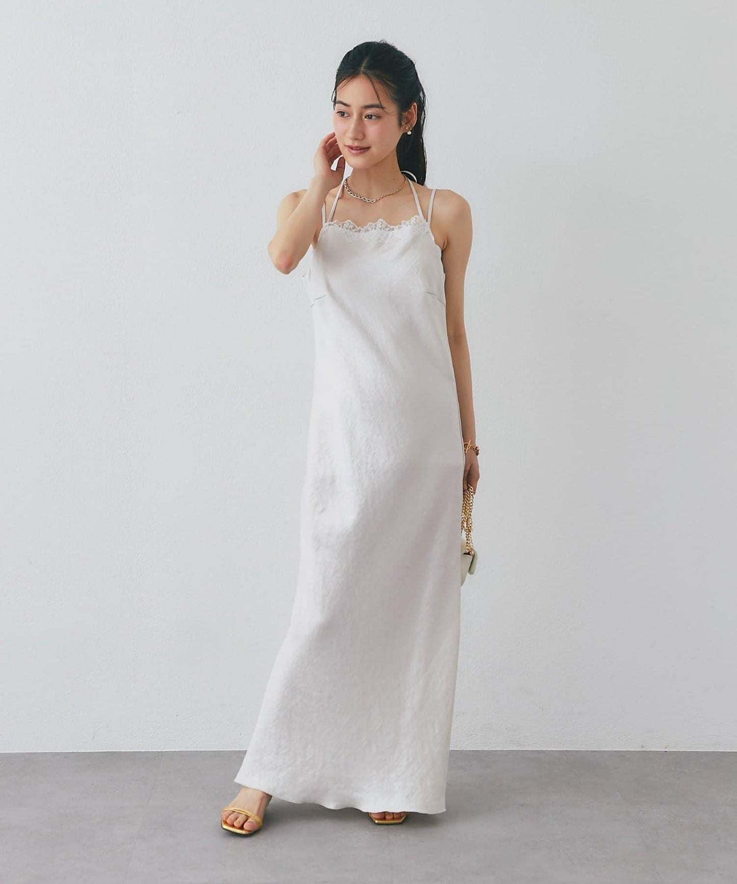 【La boutique BonBon】緞面蕾絲吊帶連衣裙