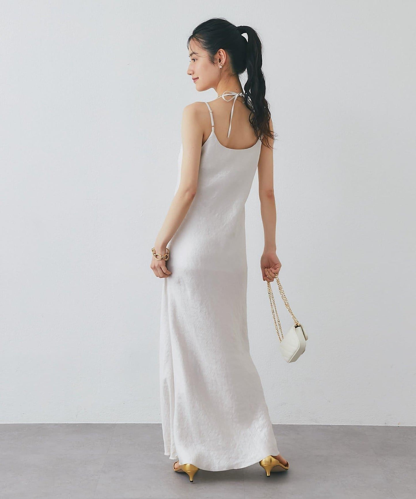 【La boutique BonBon】緞面蕾絲吊帶連衣裙