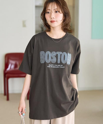 旋轉 BOSTON 字母刺繡 短袖T恤
