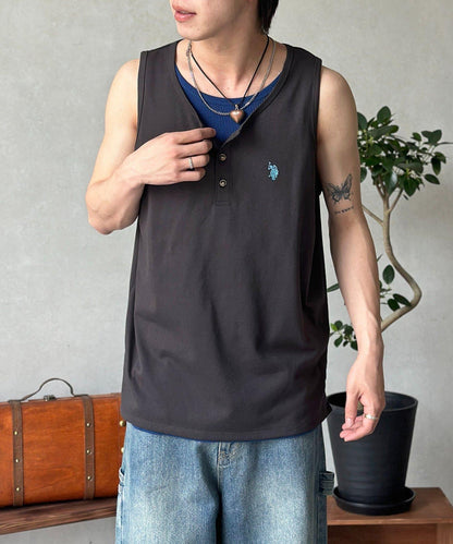 U.S. POLO ASSN. 亨利領背心