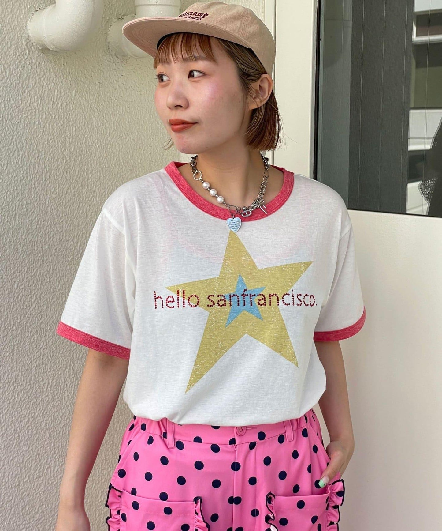 HELLO.SANFRANCISCO 水鑽印花撞色邊T恤