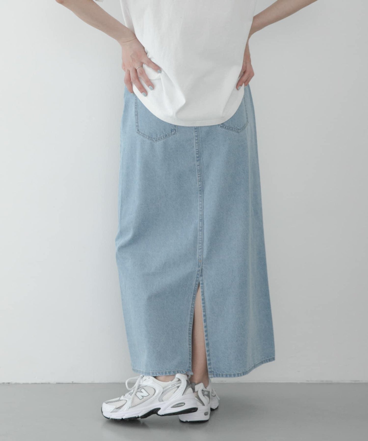 輕磅直筒牛仔半身裙
