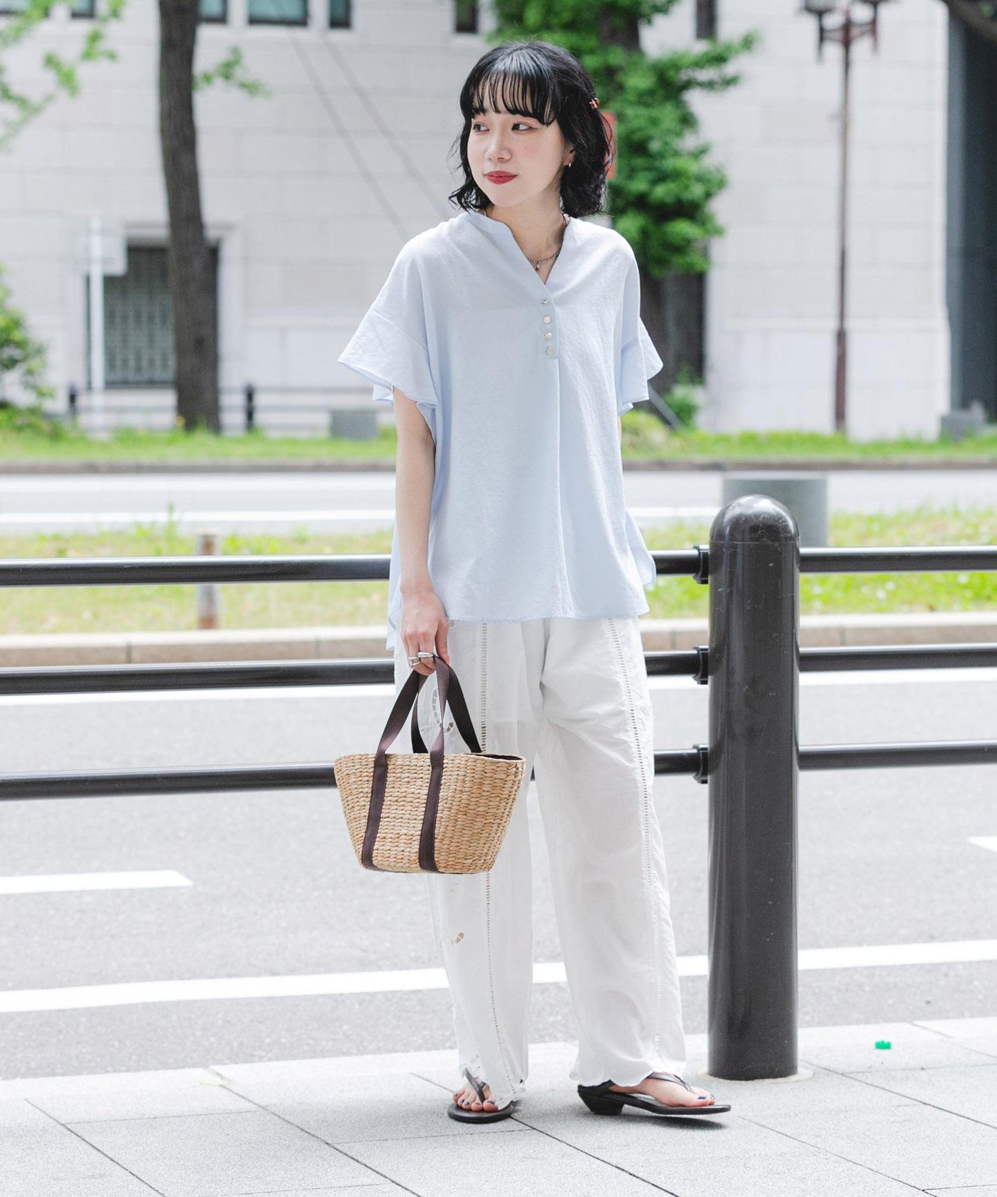 法式袖 開襟設計 襯衫