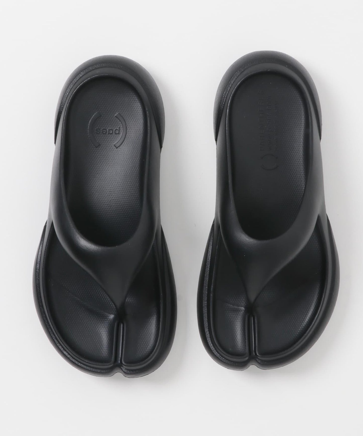 Paes NEW FLIPFLOP 人字拖