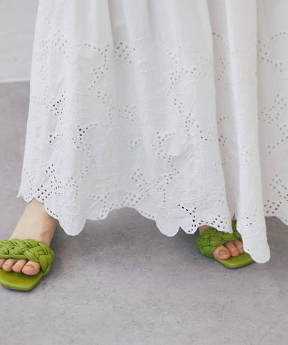 鏤空刺繡半身裙