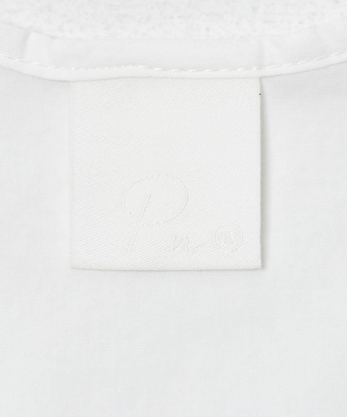 Picchi nia  ARCHITECT WHITE