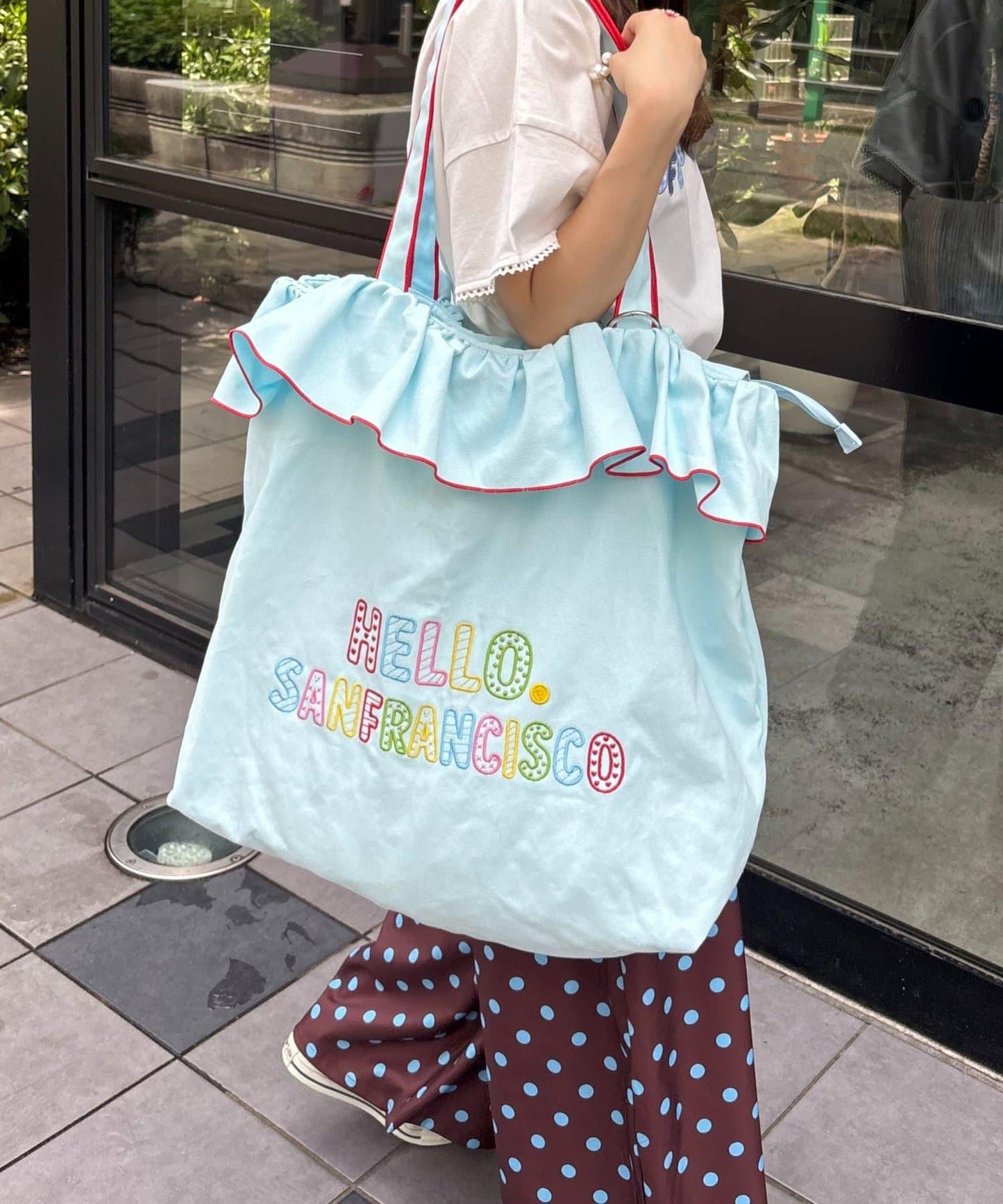 HELLO.SANFRANCISCO 荷葉邊刺繡 大號托特包