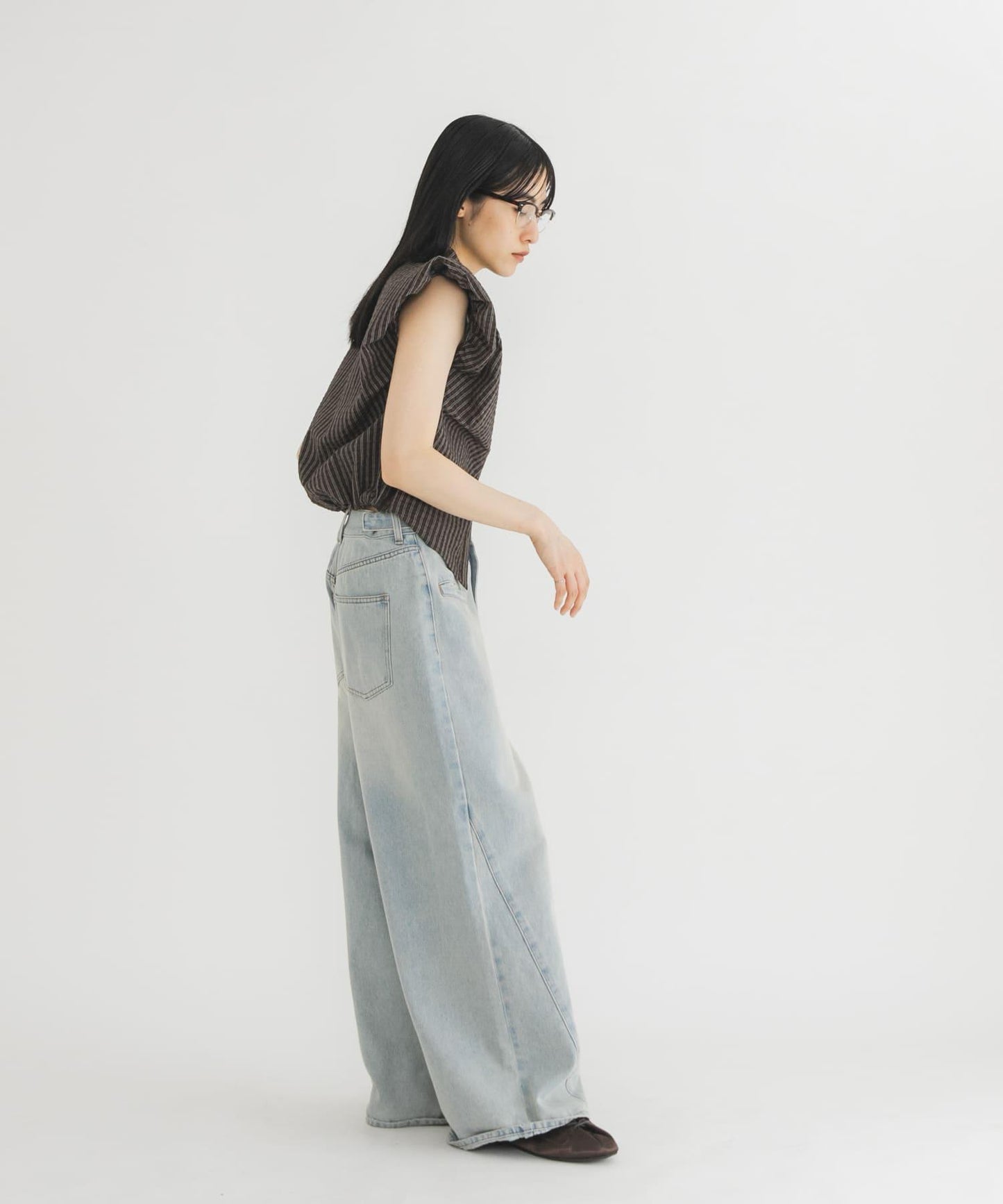 泡泡袖格紋襯衫